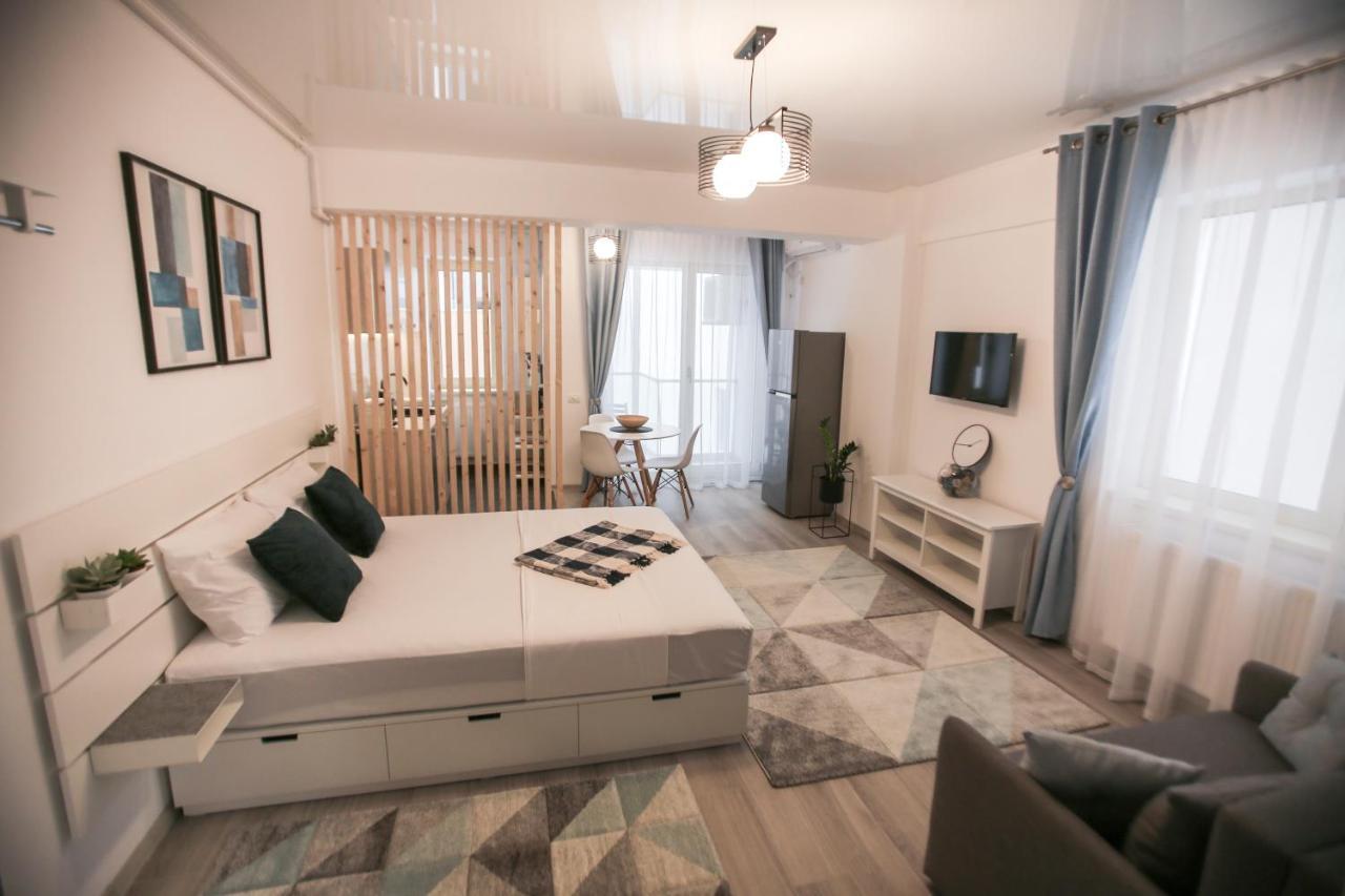 Premium Studios Mamaia Nord - Marea La 50M Năvodari Zewnętrze zdjęcie