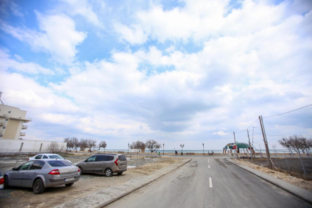 Premium Studios Mamaia Nord - Marea La 50M Năvodari Zewnętrze zdjęcie